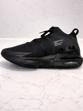 Nike LeBron Witness 7 Triple Black Men’s Size 11 Basketball Shoes